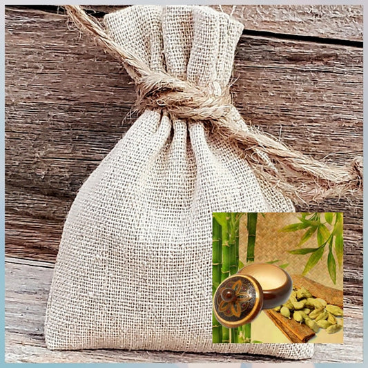 Teakwood Cardamom Scented Sachet